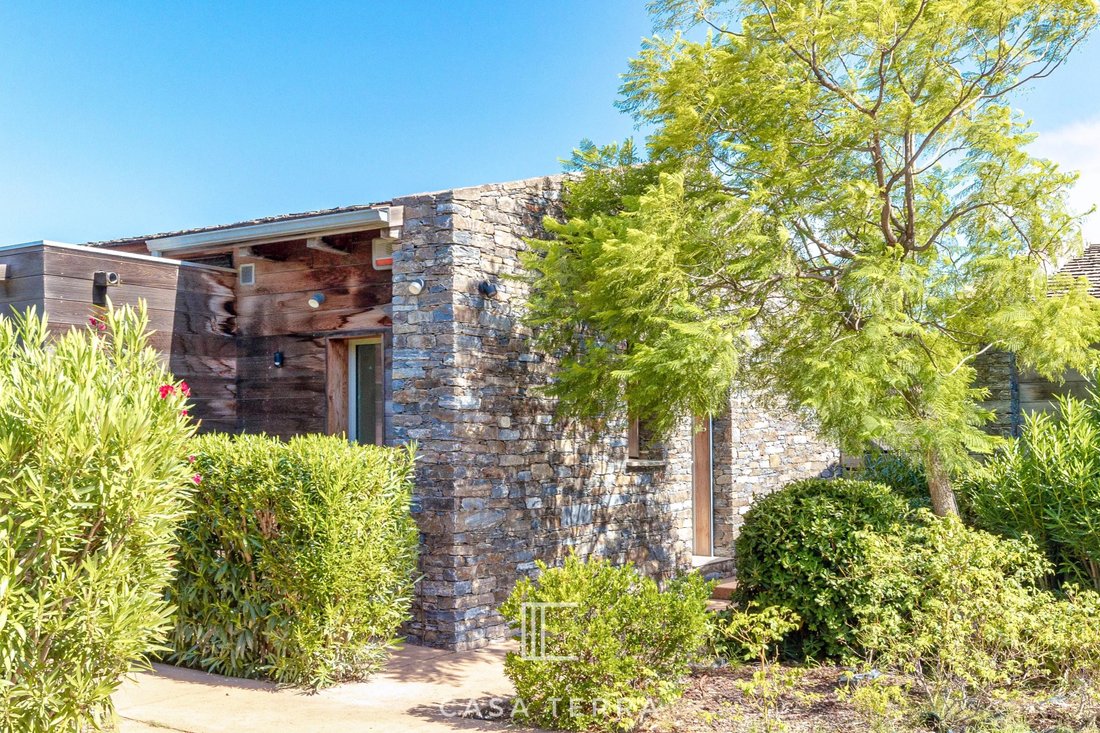 Villa in Porto-Vecchio, Corsica, France 3 - 14593955