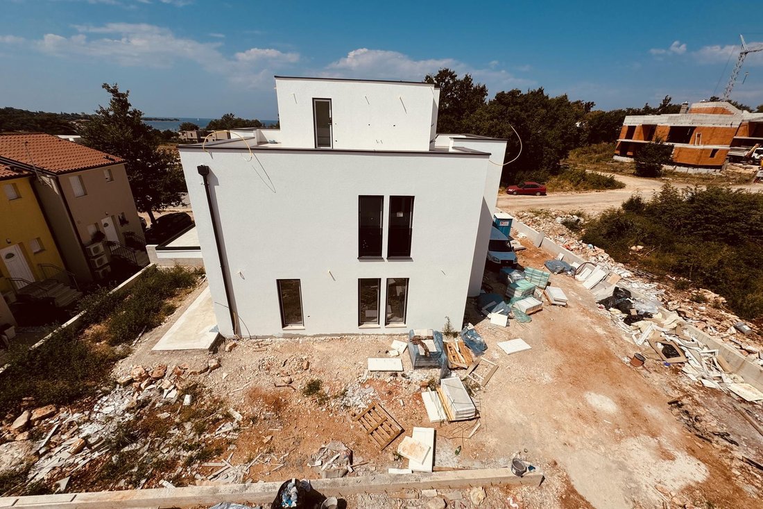 Villa in Brtonigla, Istria County, Croatia 4 - 14968759