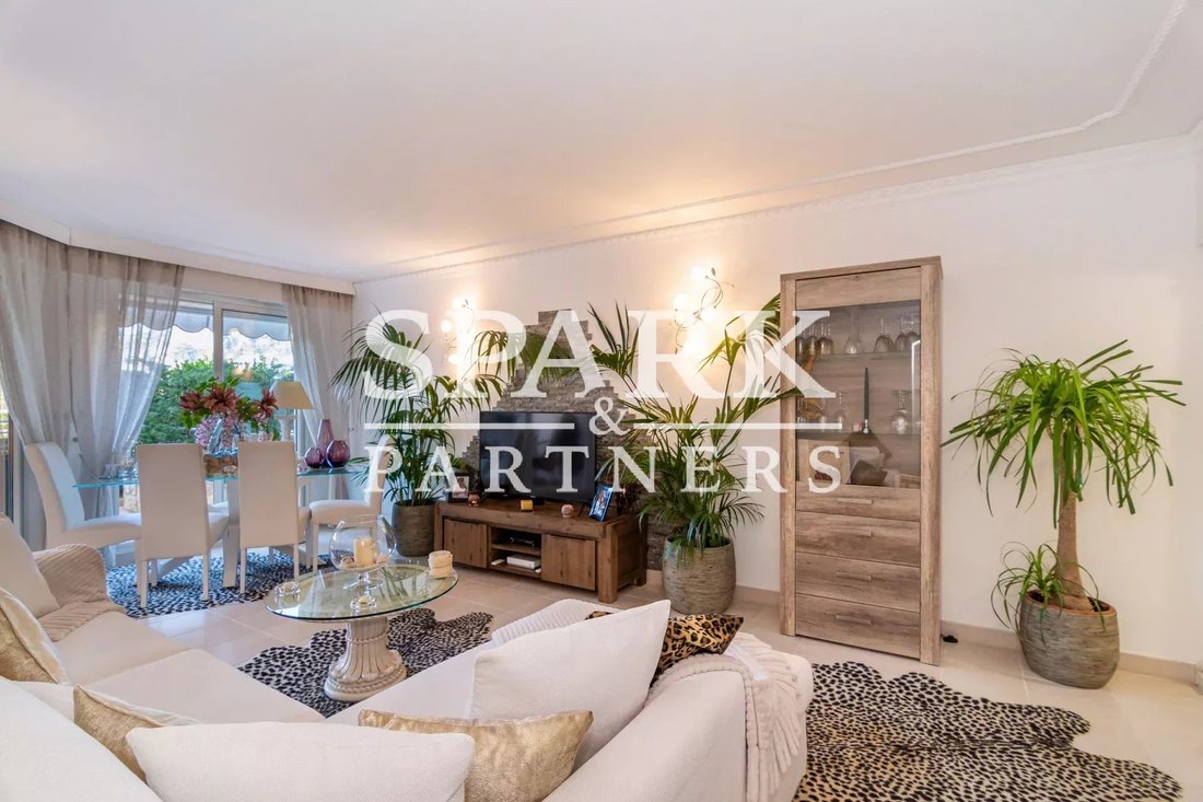 Apartment in Cap Martin, Roquebrune-Cap-Martin, France 3 - 14967735