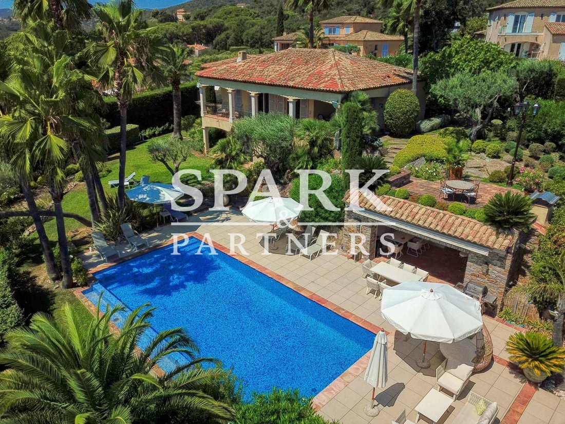 House in Grimaud, Provence-Alpes-Côte d'Azur, France 1 - 12350463