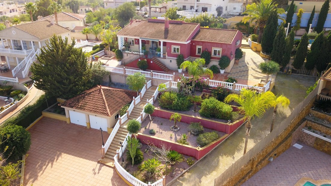 Villa in Almoradí, Land Valencia, Spanien 1 - 14966504