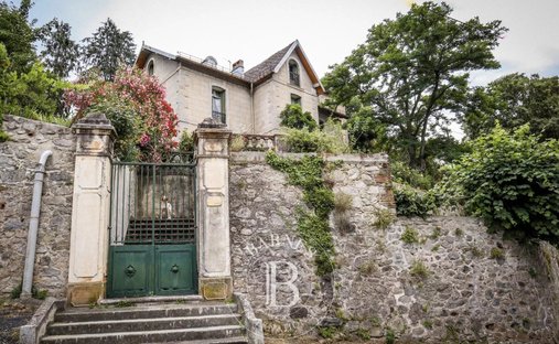 House in Vernet-les-Bains, Occitania, France 1