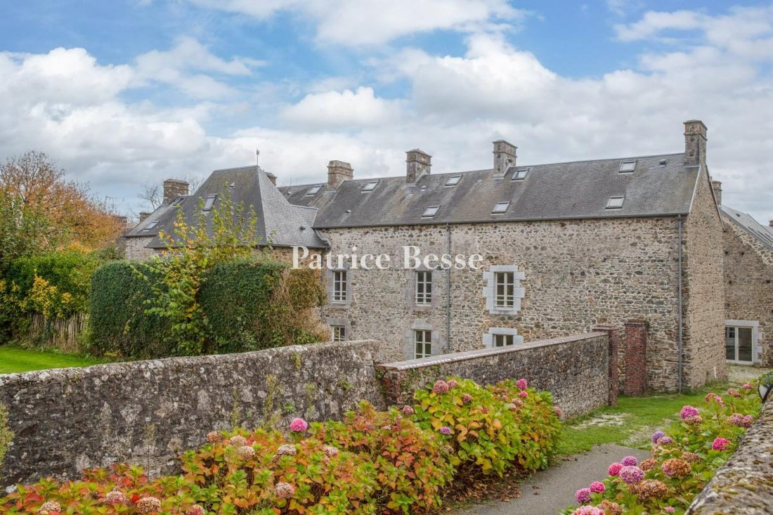 House in Coutances, Normandy, France 1 - 14968274