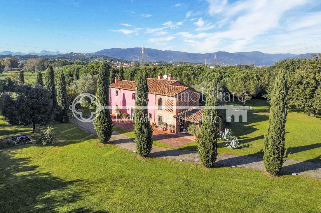 Villa in Altopascio Centro, Altopascio, Tuscany 1 - 14968095