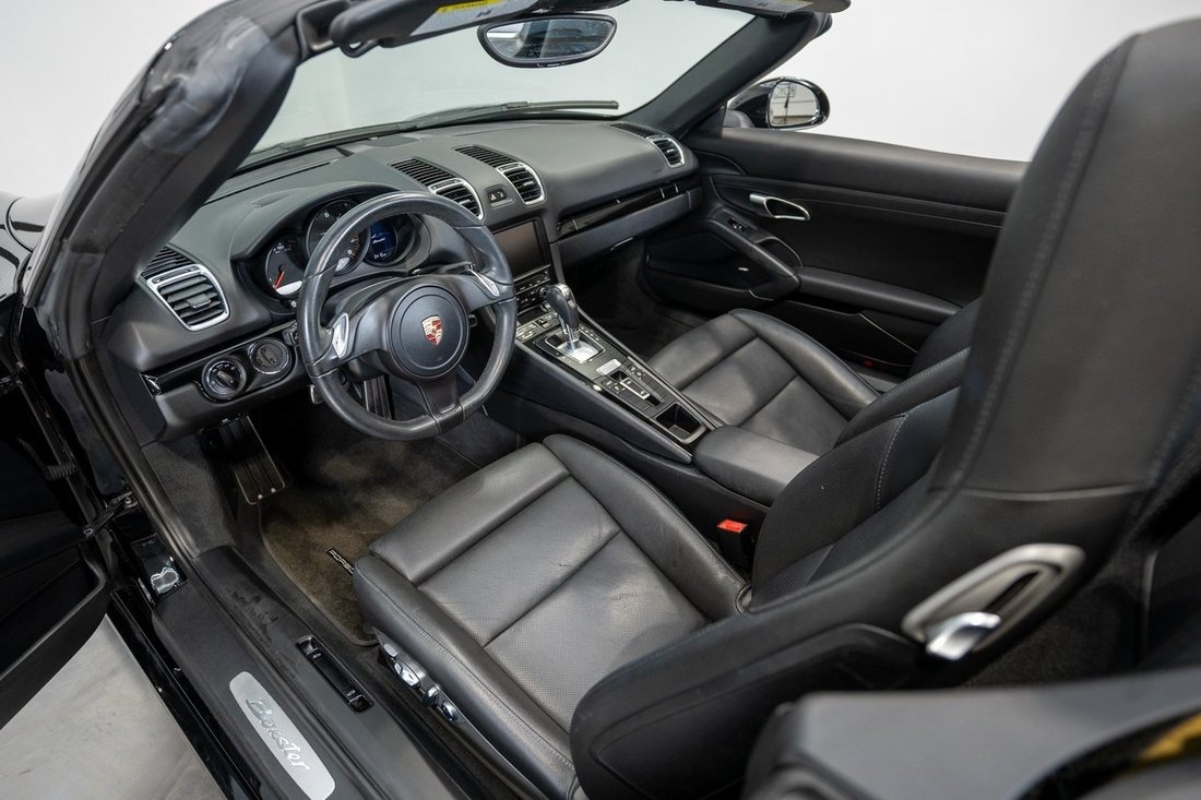 Cabriolet in Saint Louis, MO, United States 2 - 14926578