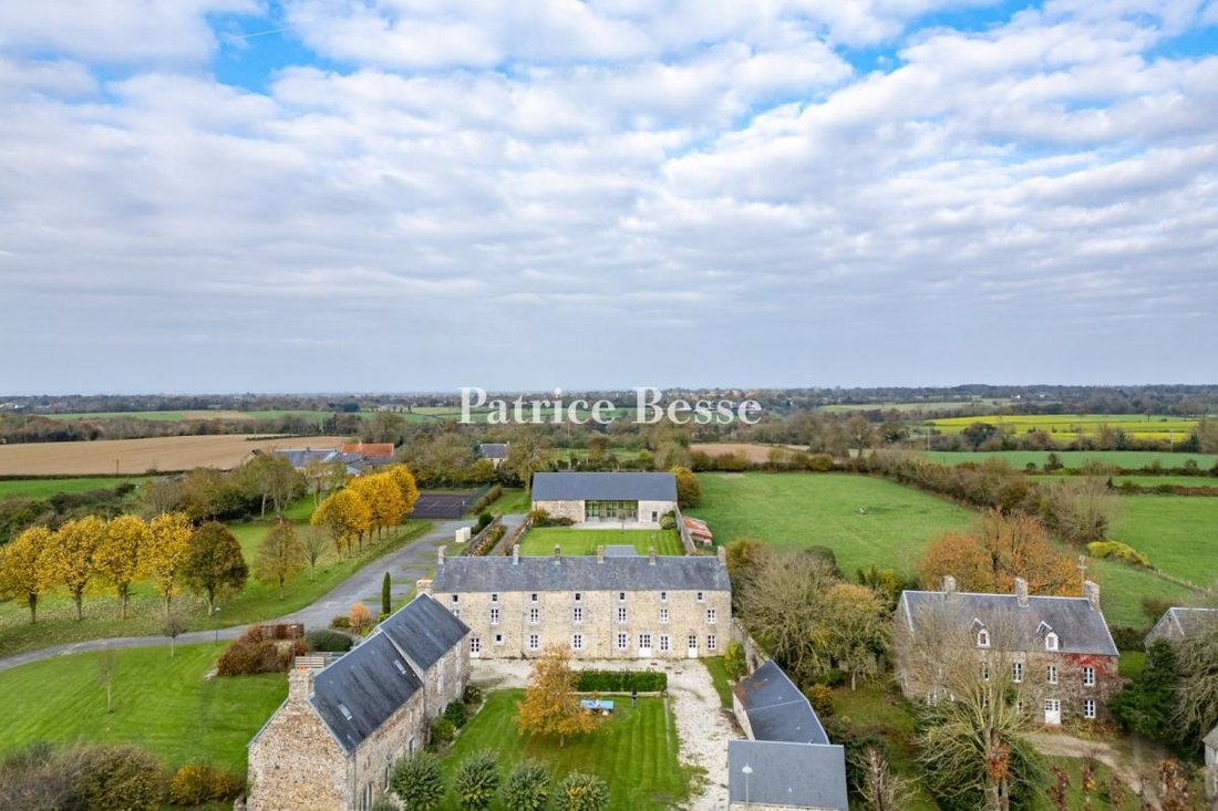 House in Coutances, Normandy, France 2 - 14968274