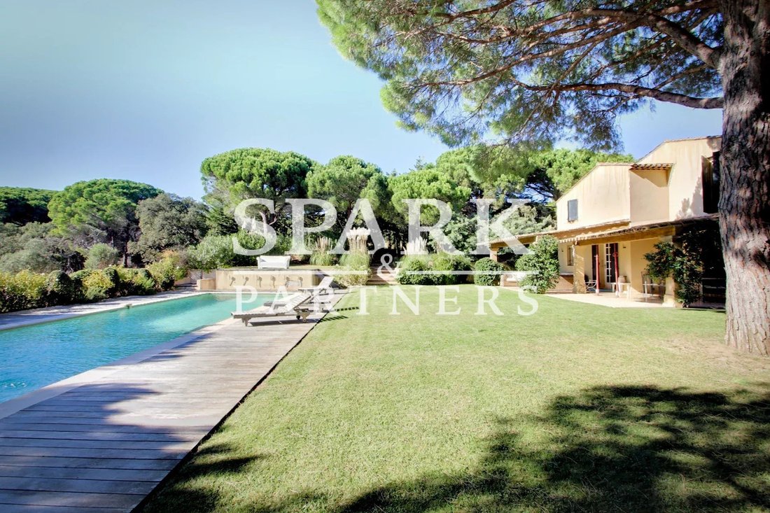 Villa in Ramatuelle, Provence-Alpes-Côte d'Azur, France 2 - 11656414