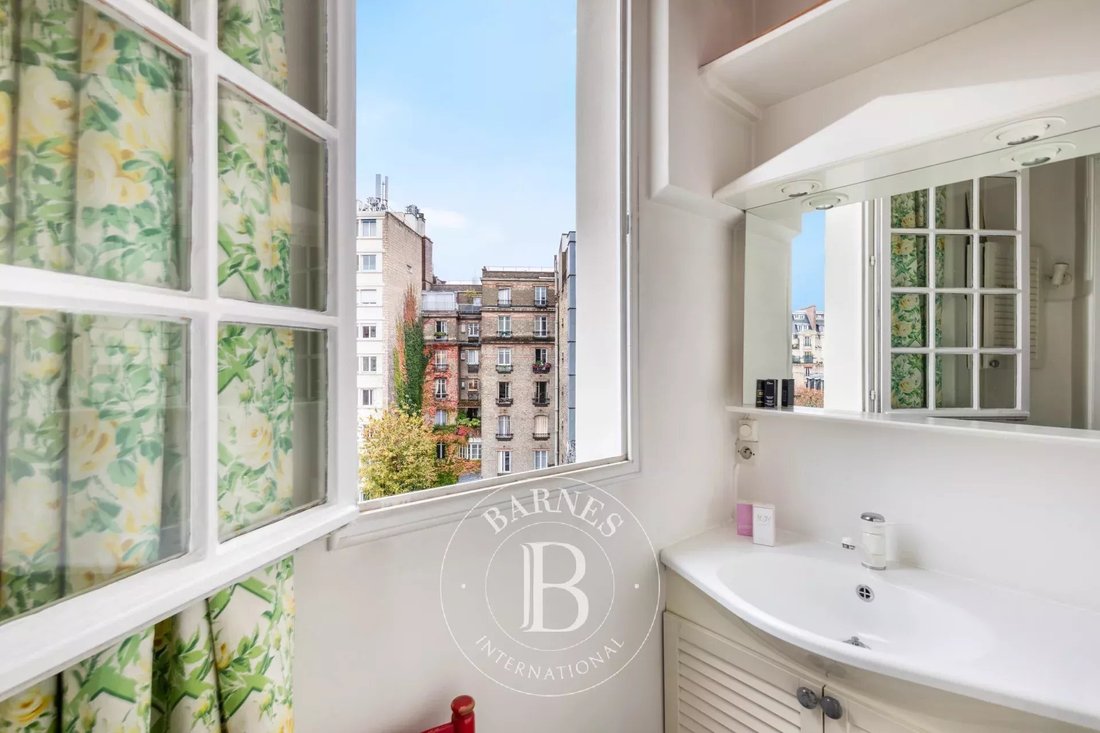 Apartment in Muette Nord, Paris 16e Arrondissement, Paris 5 - 14966718