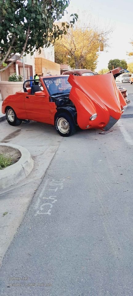 Cabriolet in Glendale, United States 3 - 14967152