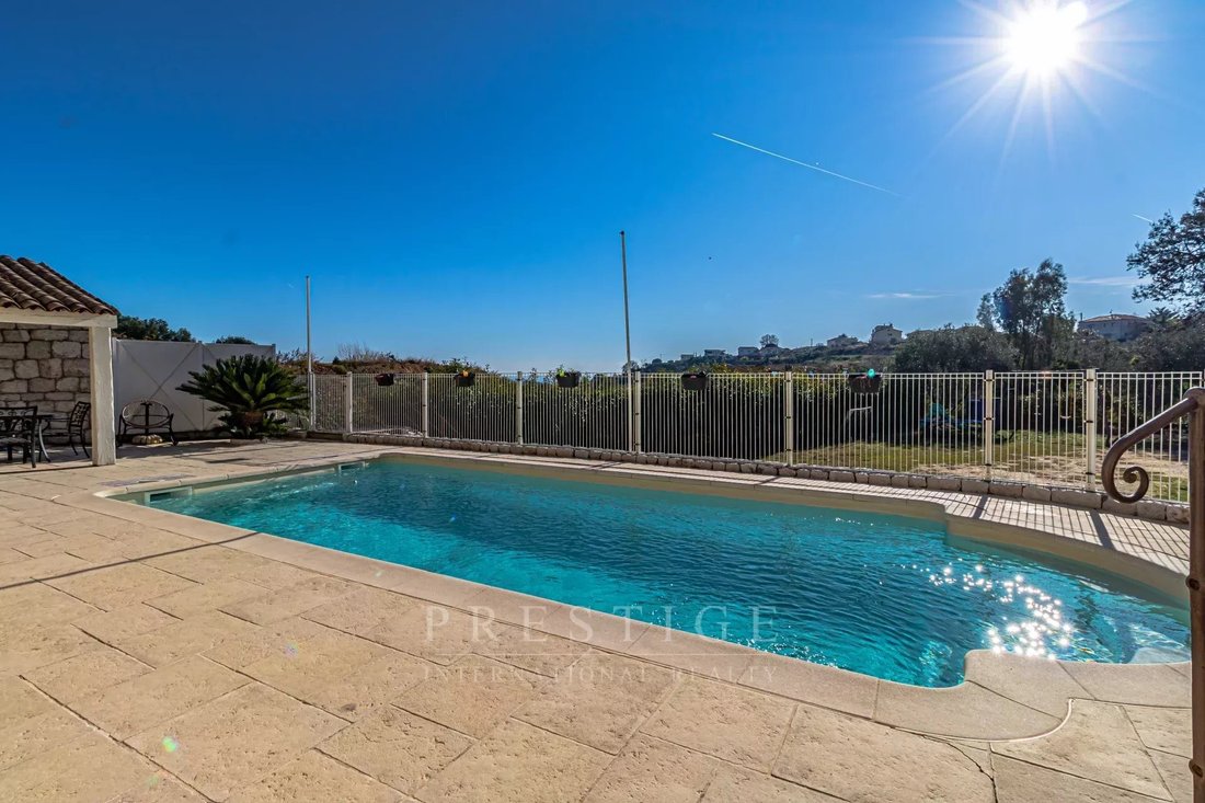 House in Val Fleuri-Montaleigne, Cagnes-sur-Mer, France 5 - 14966632