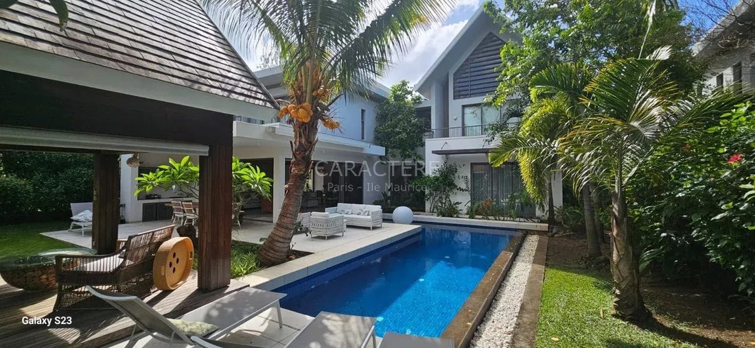 Villa in Grand Baie, Rivière du Rempart District, Mauritius 2 - 14966976