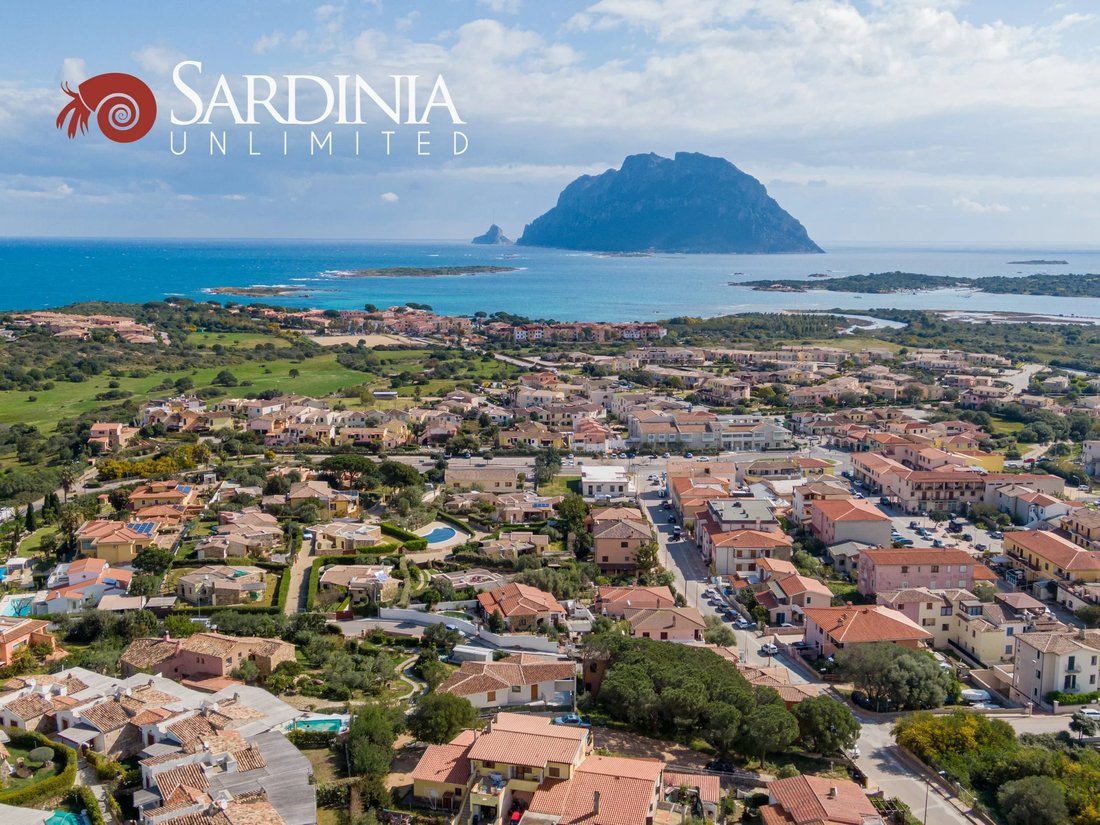 Villa in Loiri Porto San Paolo, Sardinia, Italy 3 - 12705457