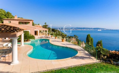 Villa in Théoule-sur-Mer, Provence-Alpes-Côte d'Azur, France 1