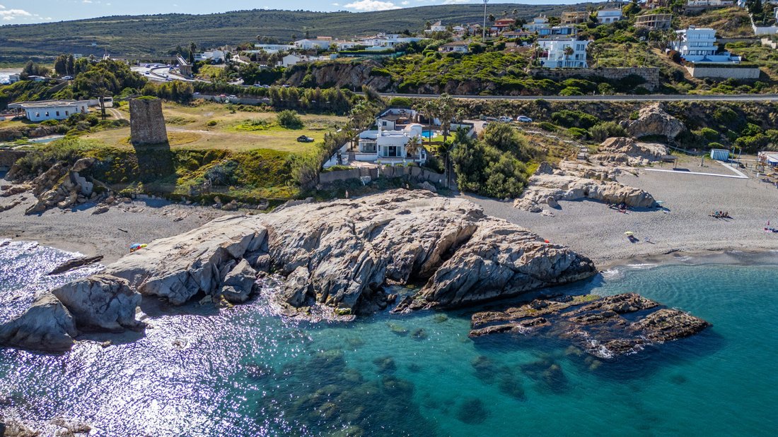 Villa in San Luis de Sabinillas, Andalusia, Spain 1 - 14966602