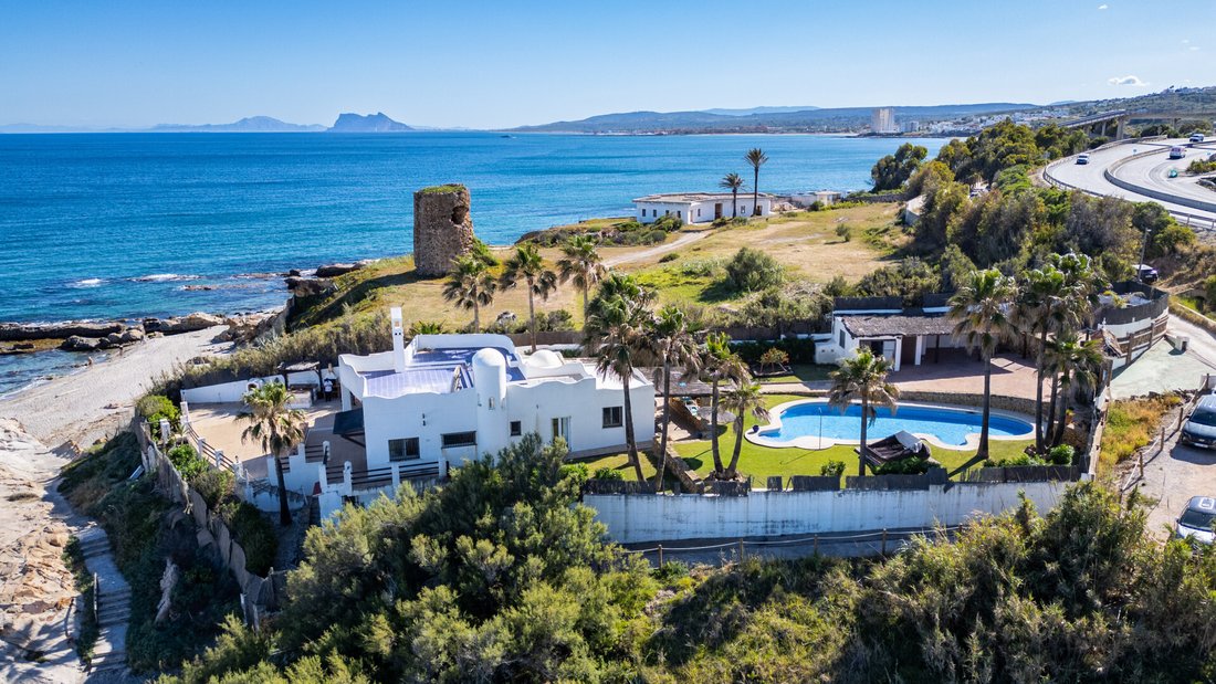 Villa in San Luis de Sabinillas, Andalusia, Spain 2 - 14966602