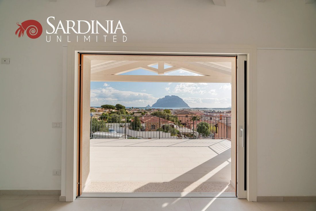 Villa in Loiri Porto San Paolo, Sardinia, Italy 5 - 12705457