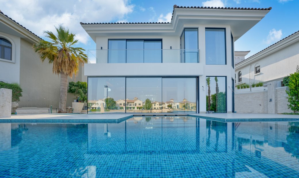 Fully Upgraded Atrium Entry Villa I In Dubai, Dubai, United Arab ...