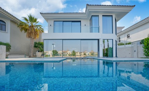 Villa in Dubai, Dubai, United Arab Emirates 1