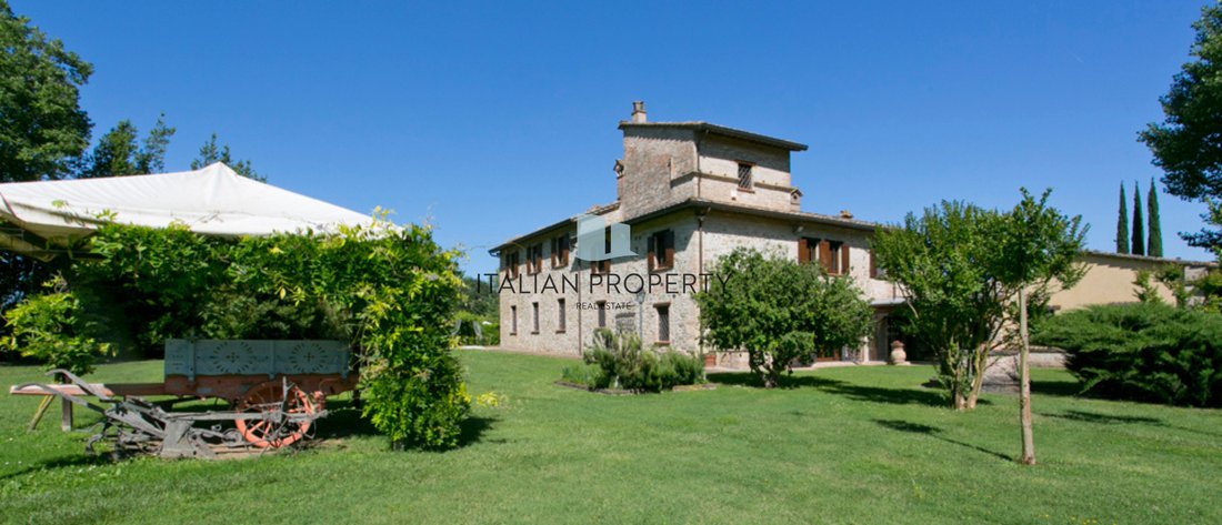 Estate in Bevagna, Umbria, Italy 5 - 14958436