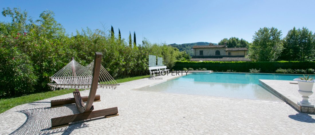 Estate in Bevagna, Umbria, Italy 2 - 14958436
