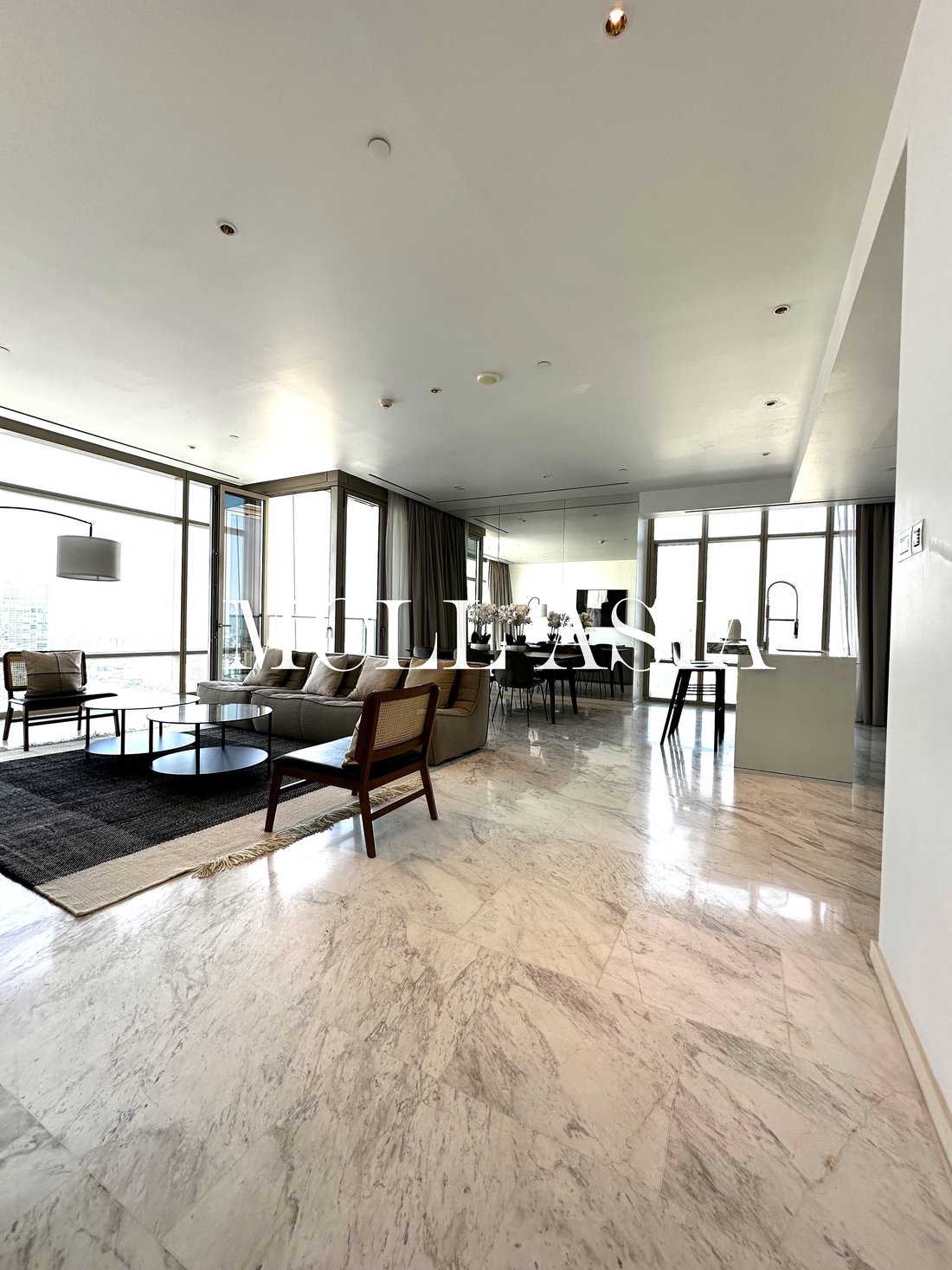 Prestigious 3-Bedroom Haven on a High Floor at Four Seasons Private Residences