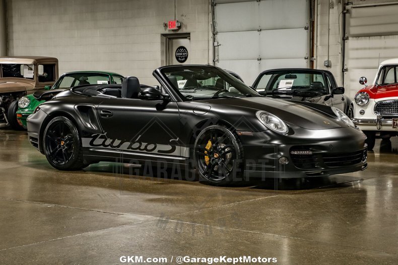 Cabriolet in Grand Rapids, United States 1 - 14971599