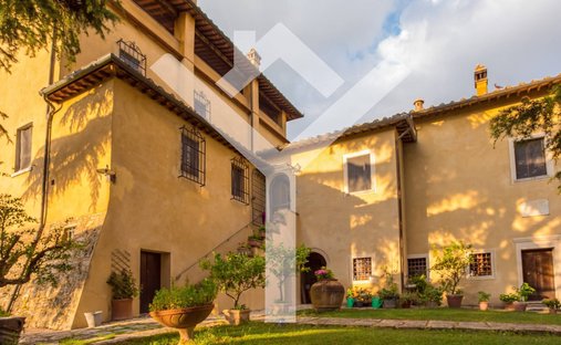 Villa in San Gimignano, Tuscany, Italy 1
