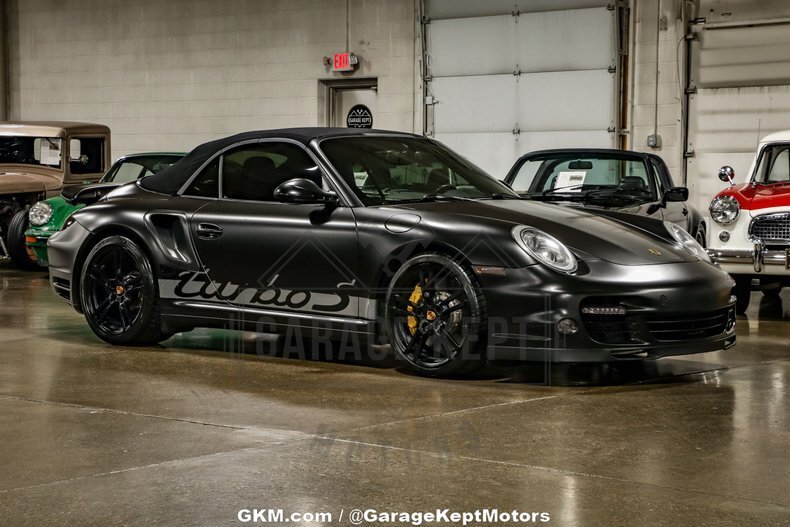 Cabriolet in Grand Rapids, United States 3 - 14971599