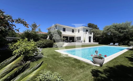 Villa in Juan les Pins-Gallice, Antibes, France 1