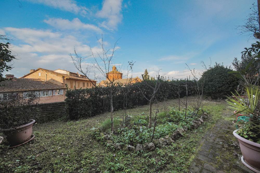 Apartment in Scacciapensieri - Vico Alto, Siena, Tuscany 1 - 14971997