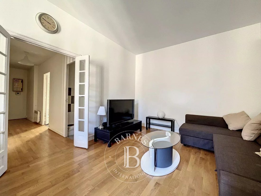 Apartment in Saint Philippe du Roule, Paris 8e Arrondissement, Paris 2 - 14971516