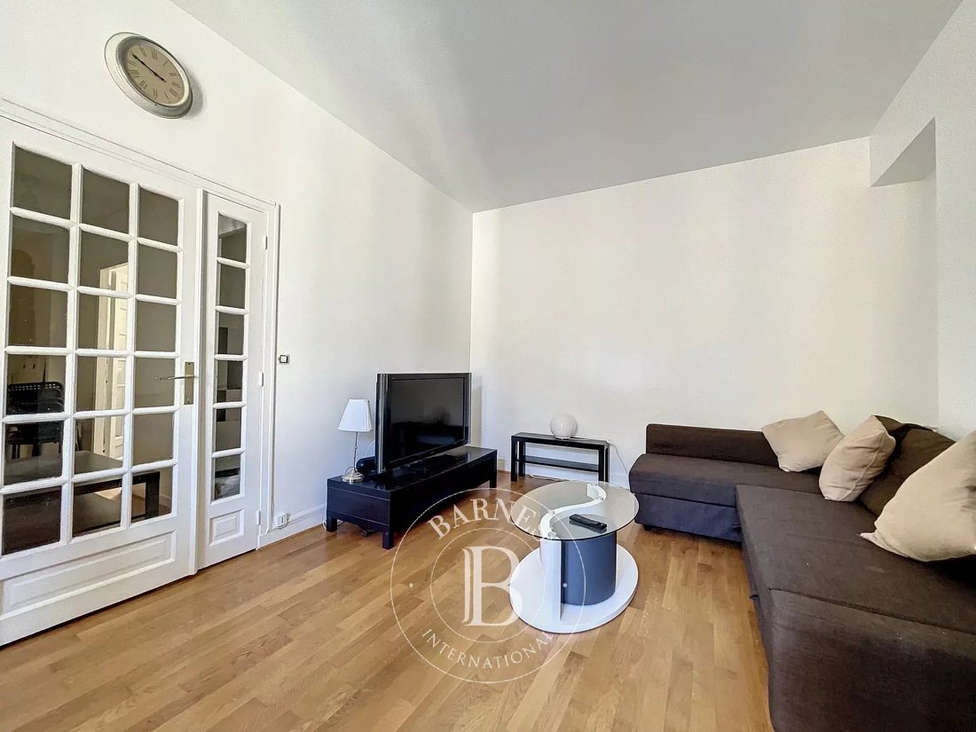 Apartment in Saint Philippe du Roule, Paris 8e Arrondissement, Paris 3 - 14971516