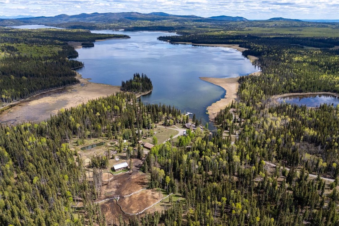 House in Lac la Hache, British Columbia, Canada 3 - 14972641