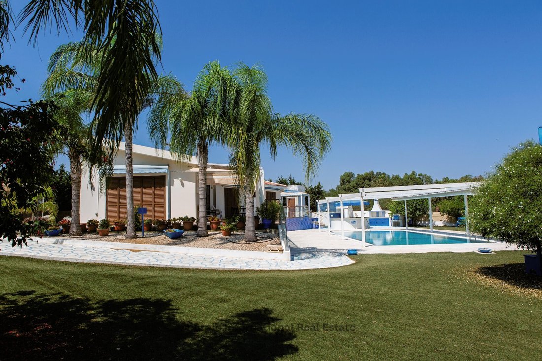 Villa in Protaras, Famagusta, Cyprus 3 - 14972515