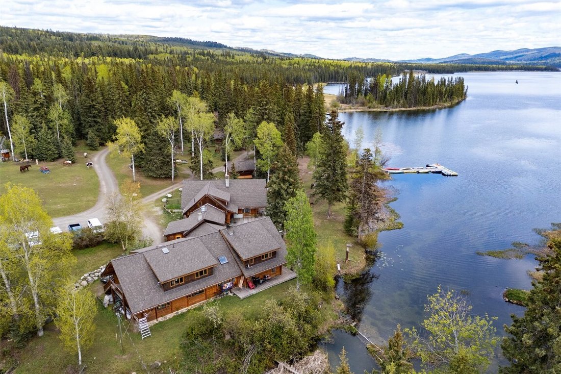 House in Lac la Hache, British Columbia, Canada 1 - 14972641