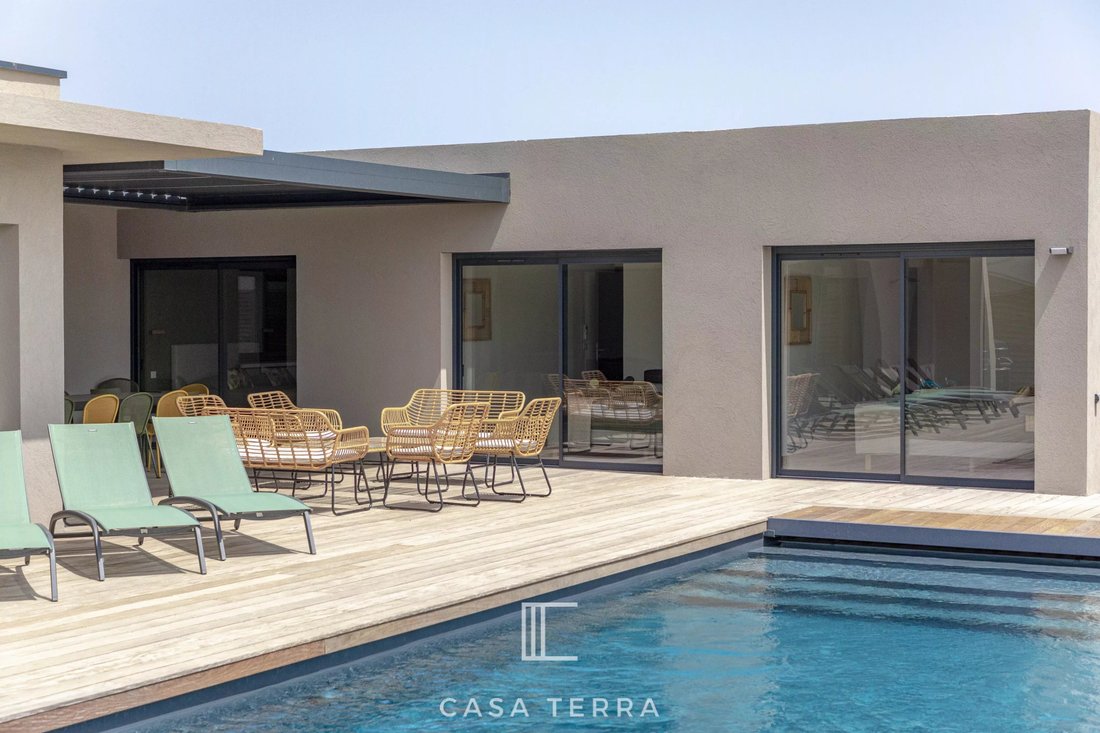 Villa in Lecci, Corsica, France 1 - 14972097