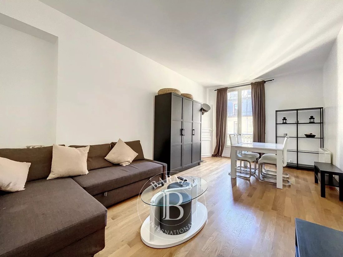 Apartment in Saint Philippe du Roule, Paris 8e Arrondissement, Paris 1 - 14971516