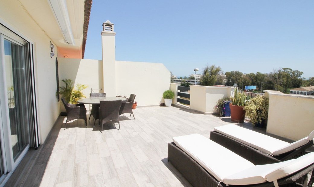 Image showcasing Wallich Residences Penthouse — Tristar Properties Pte Ltd