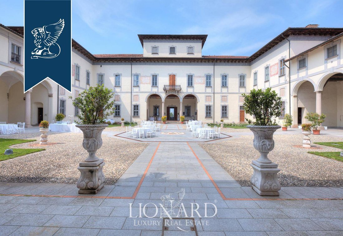 Villa in Turano Lodigiano, Lombardy, Italy 1 - 14972424