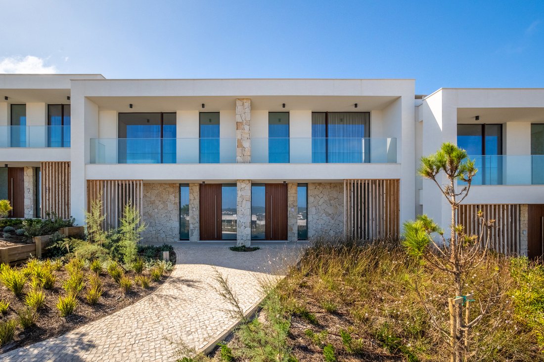 Townhouse in Vau, Leiria District, Portugal 2 - 14264749
