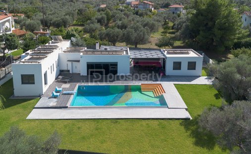 Villa a Zirias, Erineos, Peloponnese, Western Greece and the Ionian 1