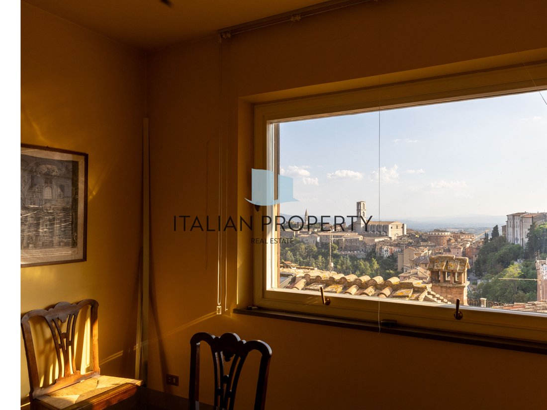 Apartment in Historic Center, Perugia, Italy 1 - 14958183