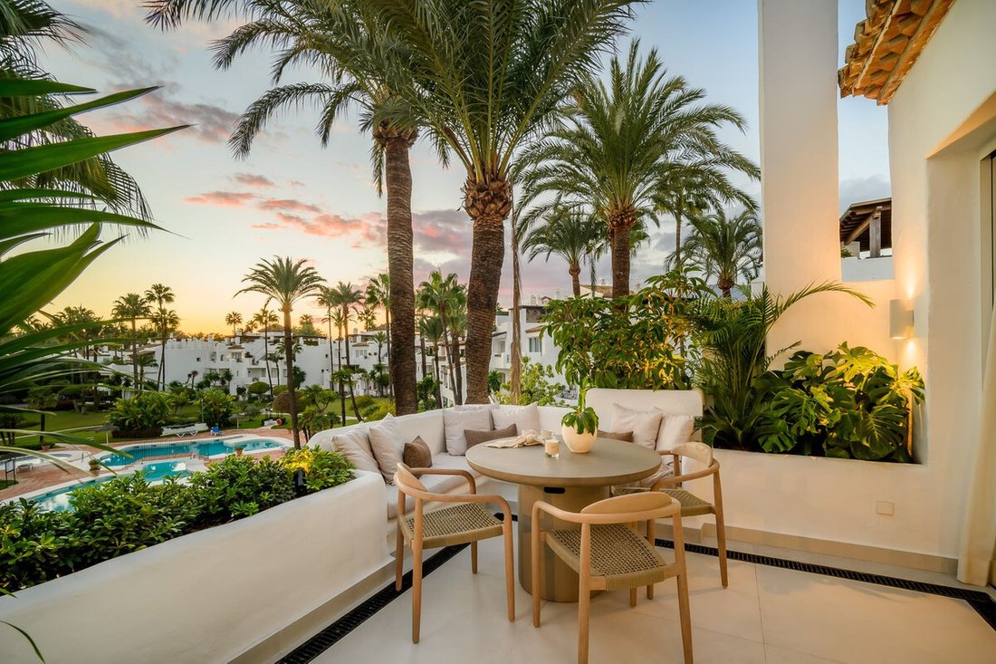 Penthouse in Estepona, Andalusia, Spain 2 - 14975696