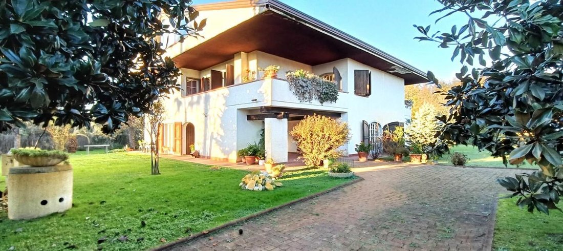 Villa in Cinquale, Montignoso, Tuscany 1 - 14978067
