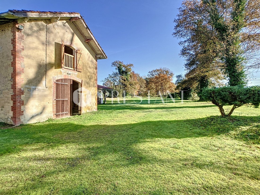 House in Yzosse, Nouvelle-Aquitaine, France 3 - 14976335