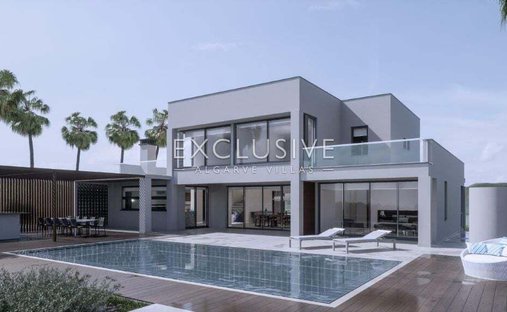 Villa in Praia da Luz, Algarve, Portugal 1