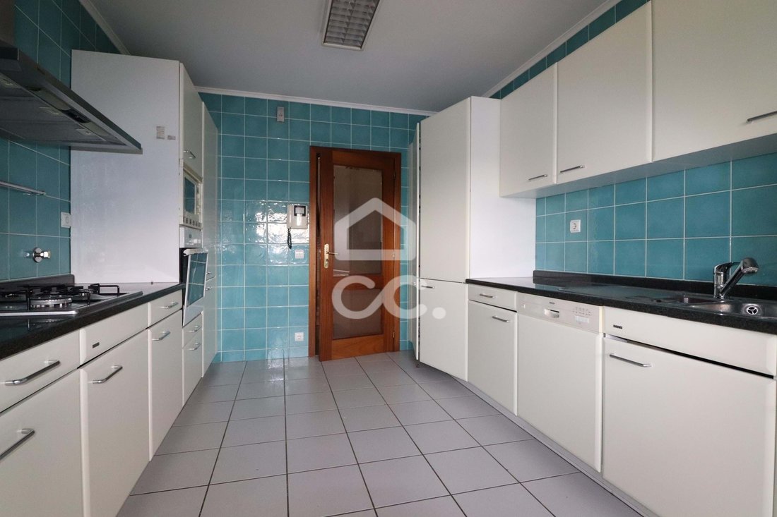 Apartment in Santo Antonio dos Olivais, Coimbra District, Portugal 5 - 14974548