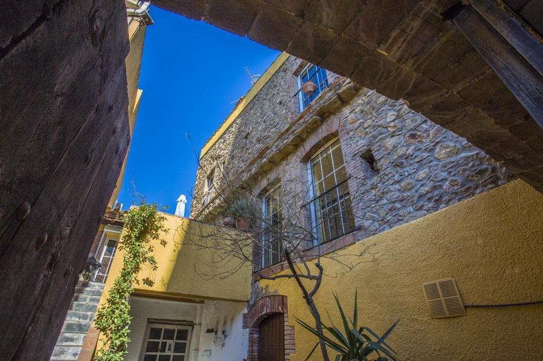 Villa in Vilajuiga, Catalonia, Spain 4 - 14977835