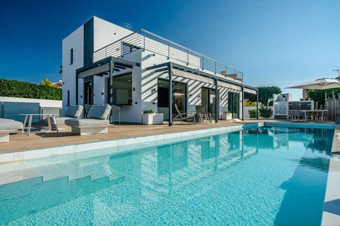 Haus in Calp, Land Valencia, Spanien 1 - 14975498