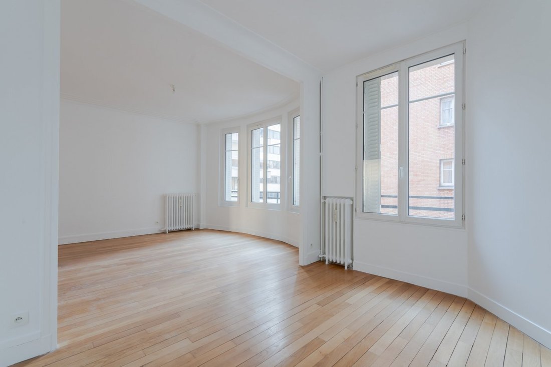 Apartment in Puteaux, Ile-de-France, France 4 - 14978065